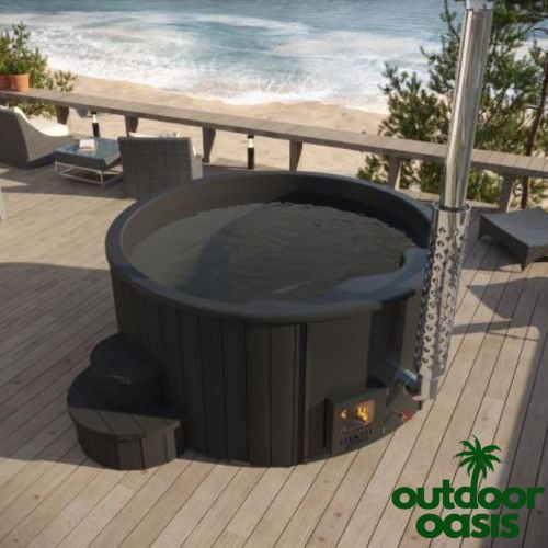 SaunaLife-S4-Hot-Tub-Top-Down-View-with-Water-inside